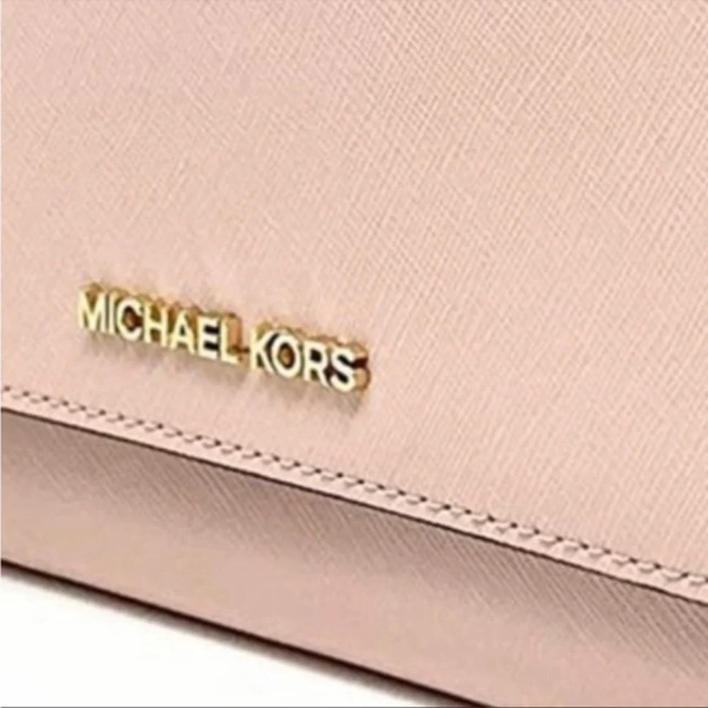 Michael Kors Pink Wallet